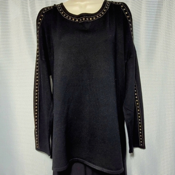 Westport Cold Shoulder Studded Black Knit Pop Over Sweater (XL) - Picture 1 of 11